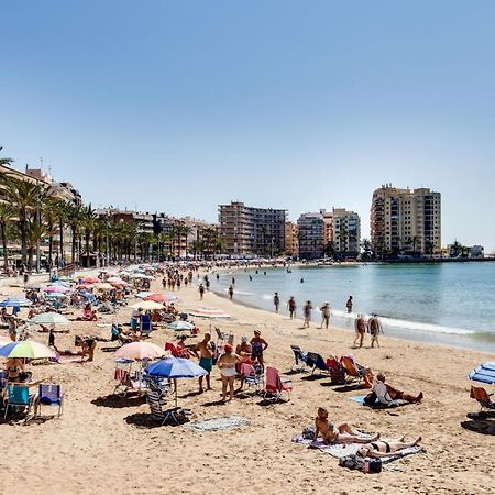 Apartamento Caballero De Rodas Torrevieja Kültér fotó