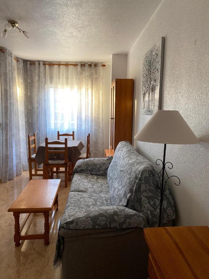 Apartamento Caballero De Rodas Torrevieja Kültér fotó