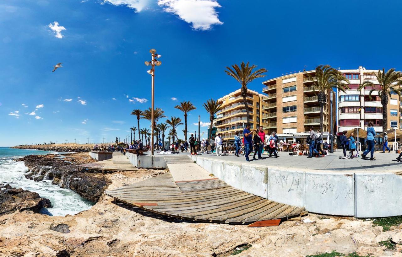 Apartamento Caballero De Rodas Torrevieja Kültér fotó
