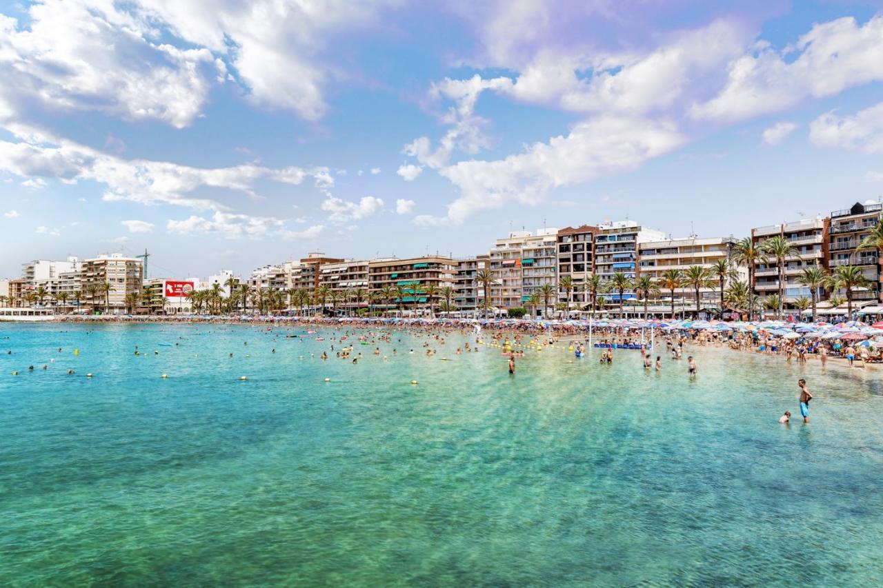 Apartamento Caballero De Rodas Torrevieja Kültér fotó