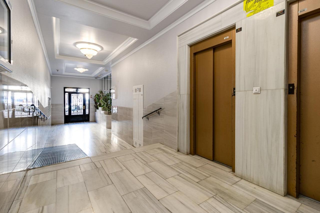 Apartamento Caballero De Rodas Torrevieja Kültér fotó